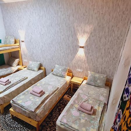 ヒヴァ Naqqosh Bed & Breakfast エクステリア 写真