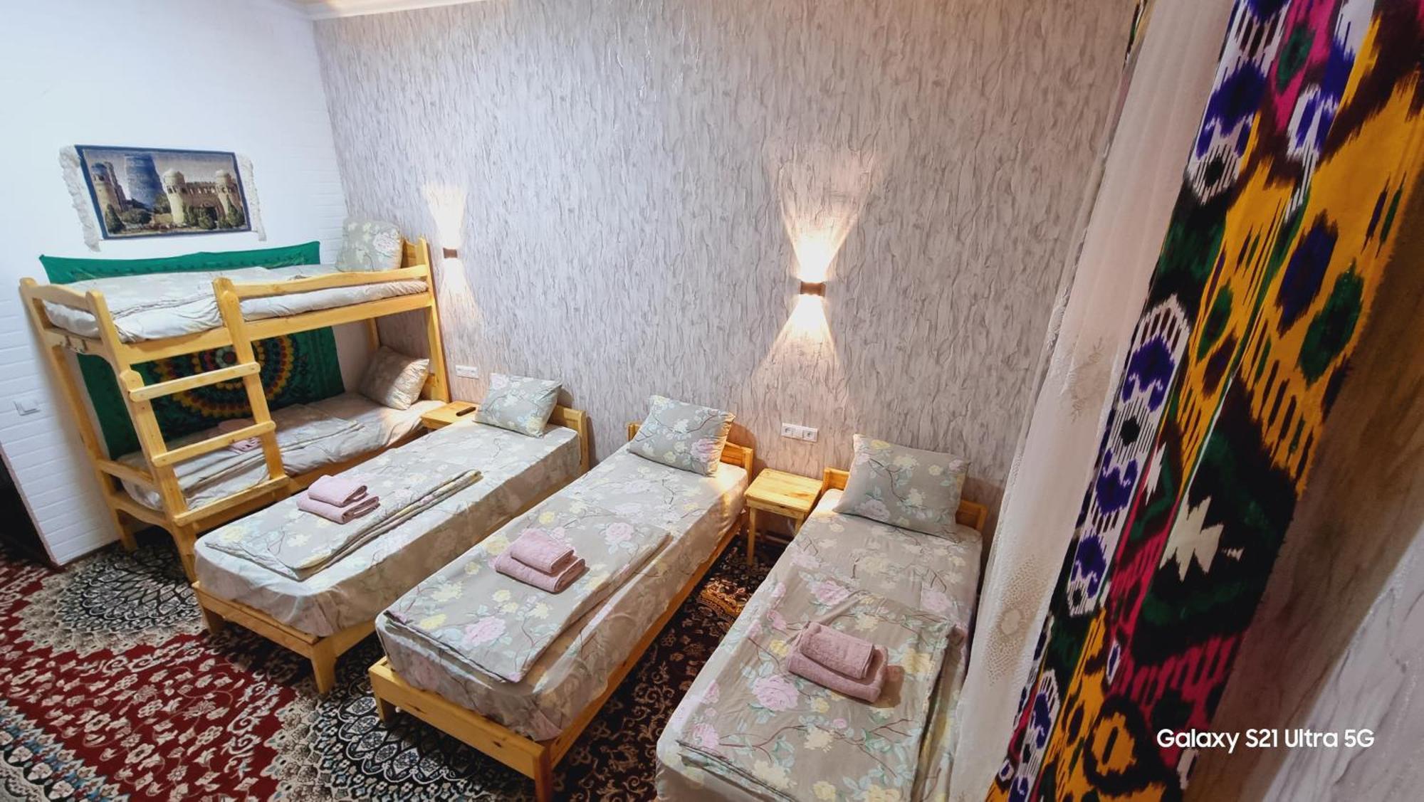 ヒヴァ Naqqosh Bed & Breakfast エクステリア 写真
